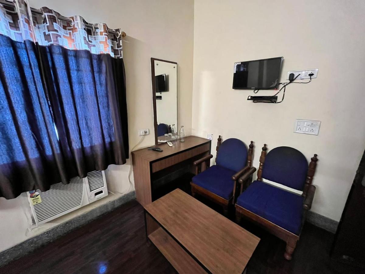 Hotel Chandra Jamshedpur Extérieur photo