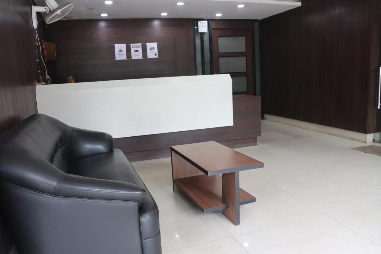 Hotel Chandra Jamshedpur Extérieur photo