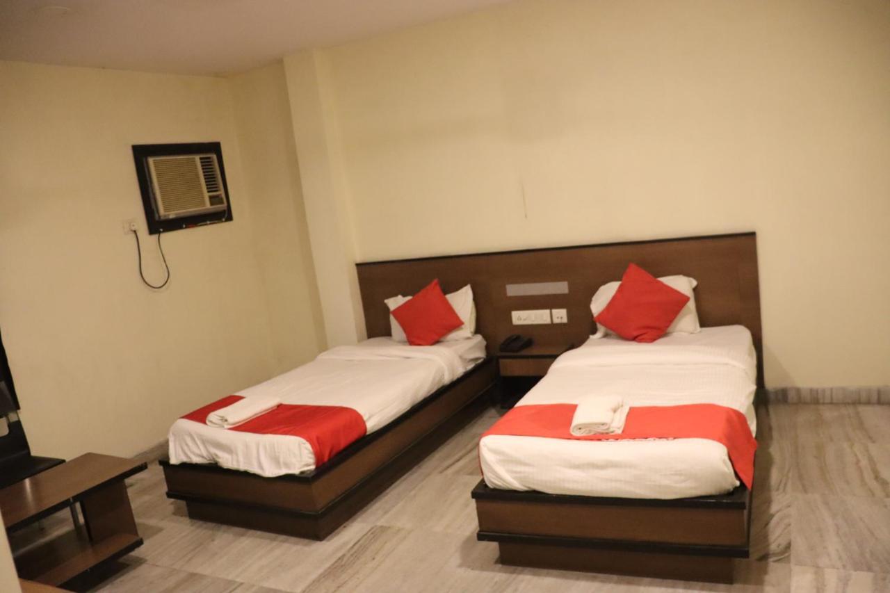 Hotel Chandra Jamshedpur Extérieur photo
