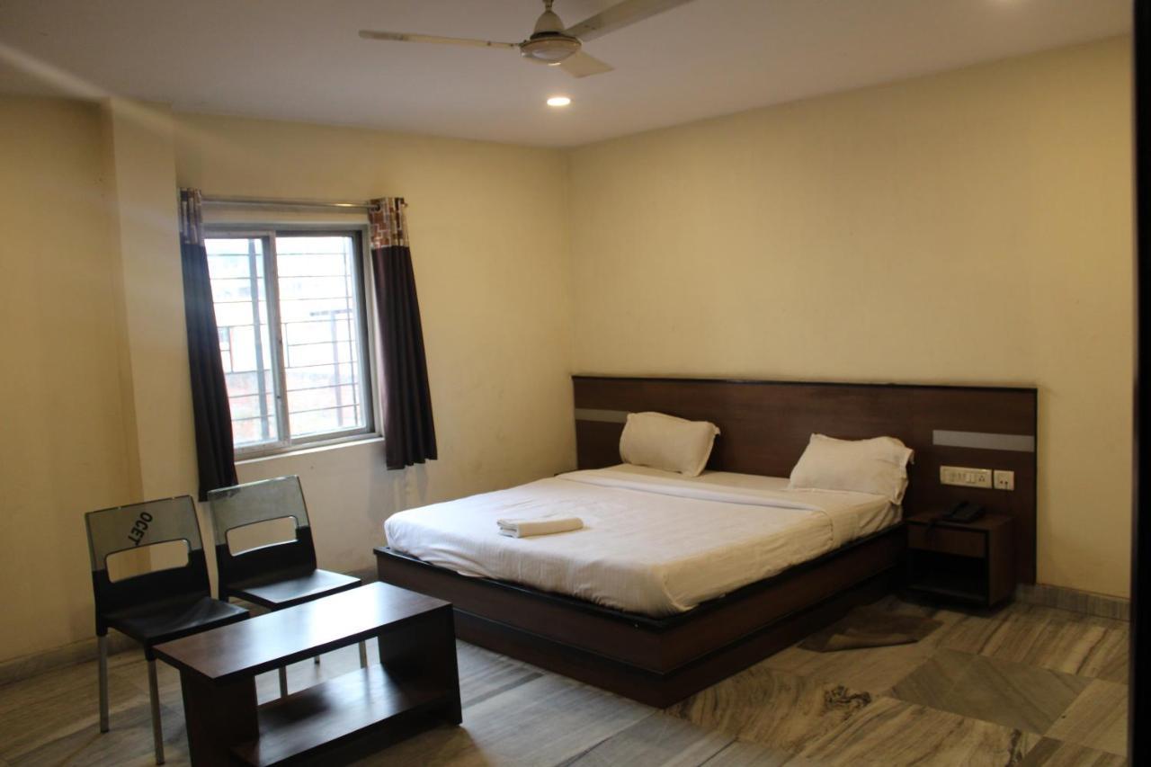 Hotel Chandra Jamshedpur Extérieur photo