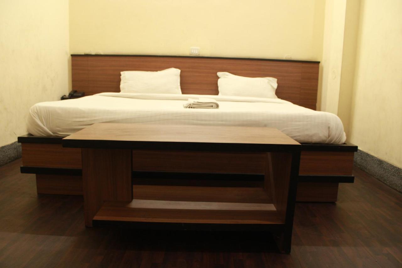 Hotel Chandra Jamshedpur Extérieur photo