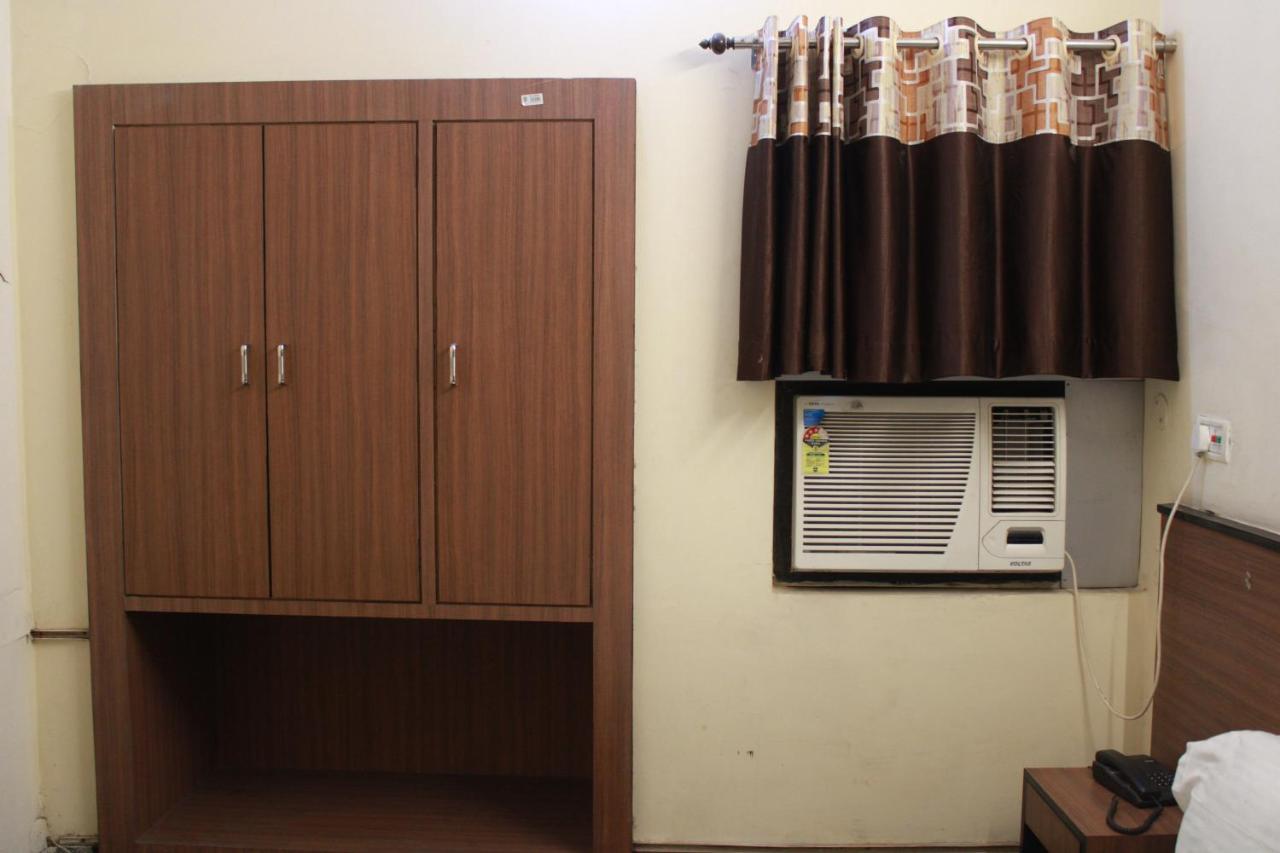 Hotel Chandra Jamshedpur Extérieur photo