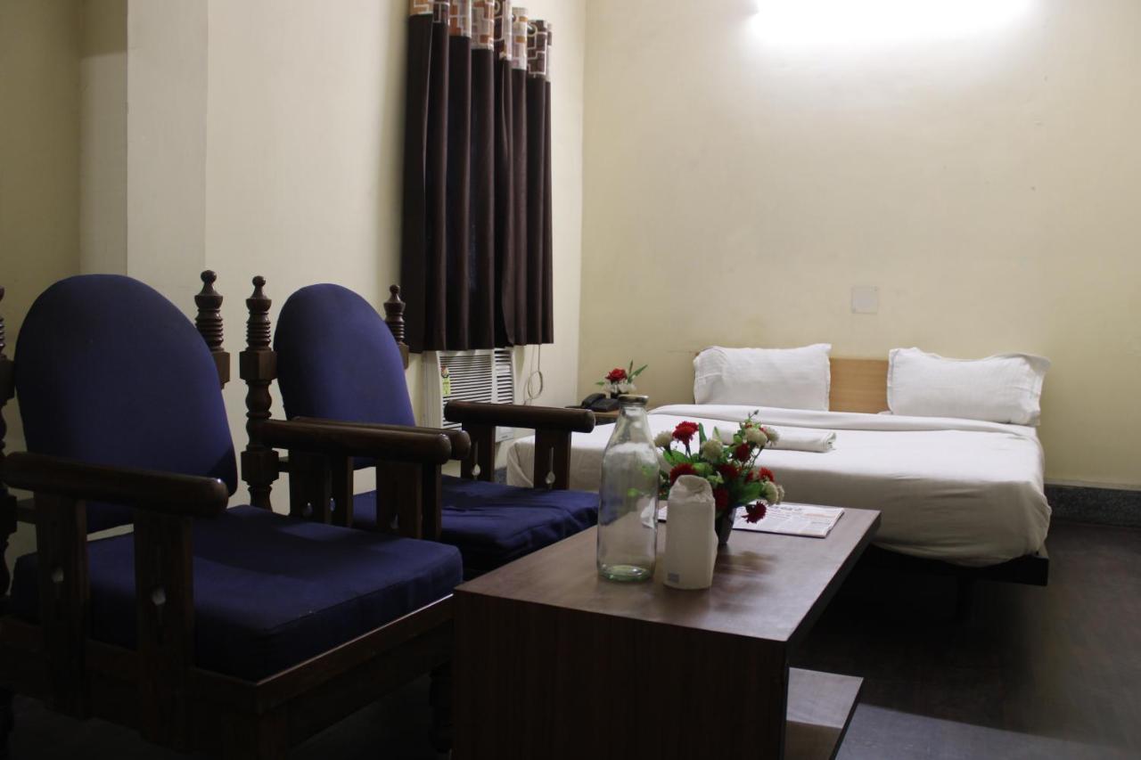 Hotel Chandra Jamshedpur Extérieur photo